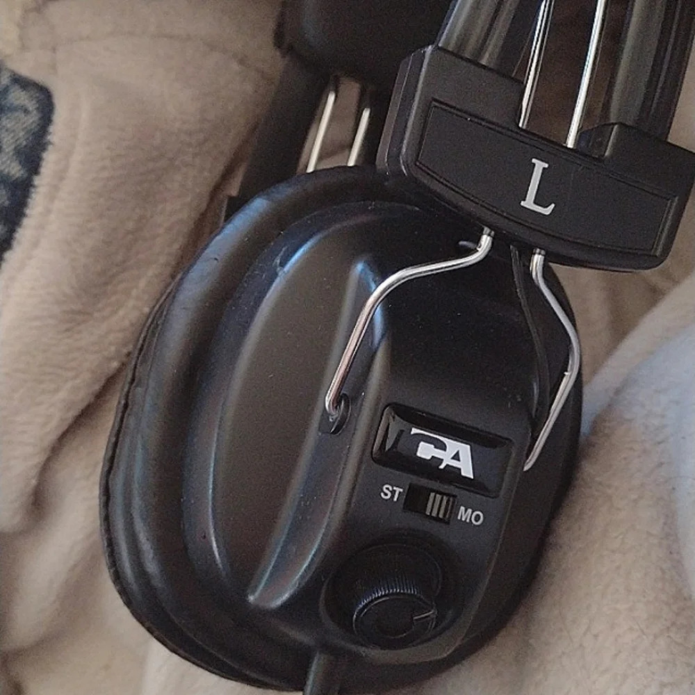 ACM 500 Cyber Acoustics Wired Headphones